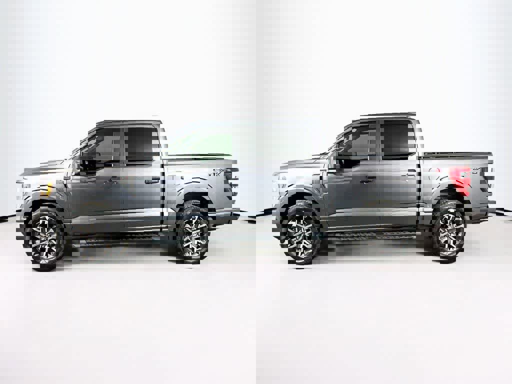 Certified 2022 Ford F150 XL w/ STX Appearance Package image 2