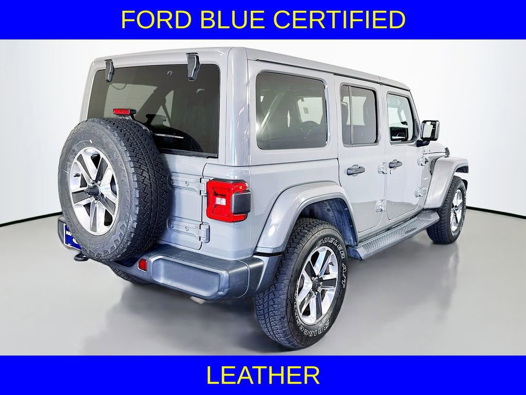 Used 2018 Jeep Wrangler Unlimited Sahara w/ Cold Weather Group image 3