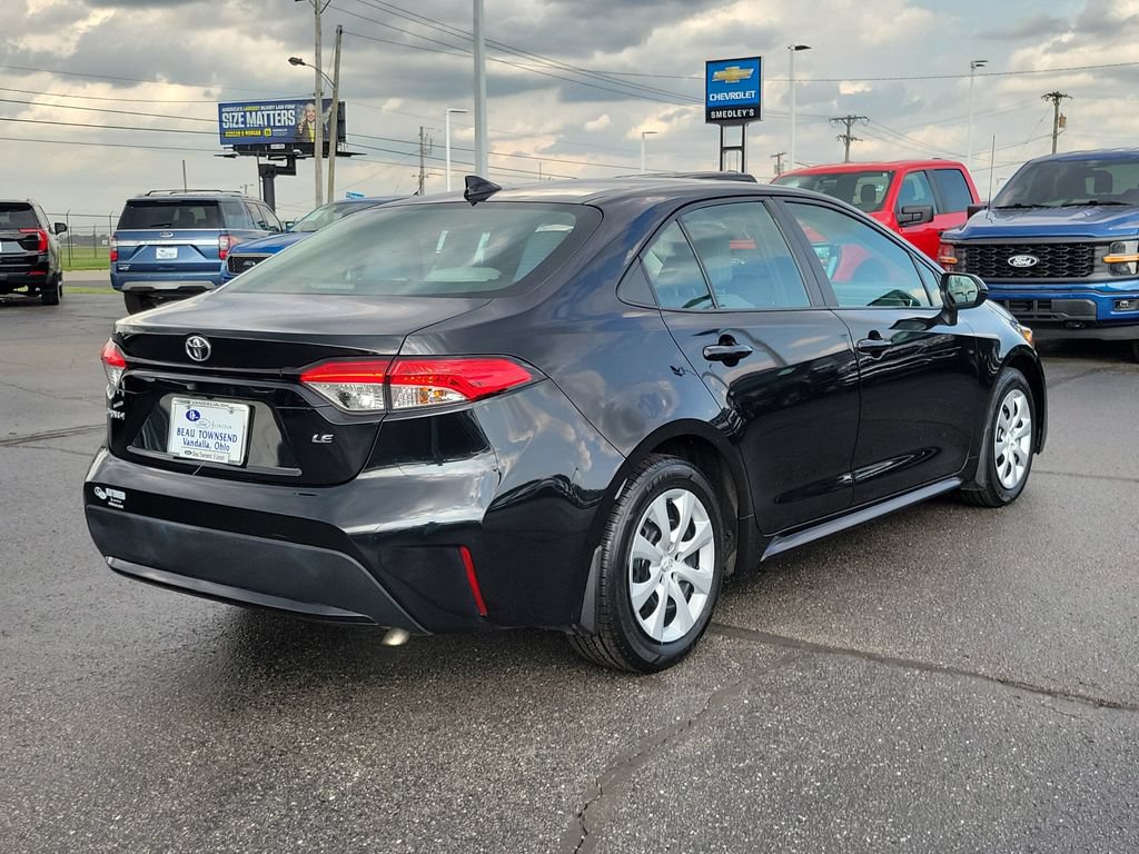 Used 2020 Toyota Corolla LE FWD image 4