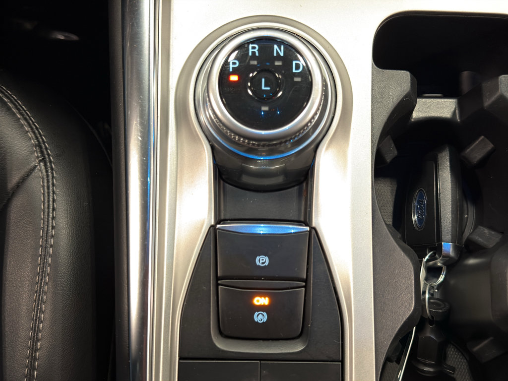 Certified 2022 Ford Explorer XLT w/ Equipment Group 202A image 26