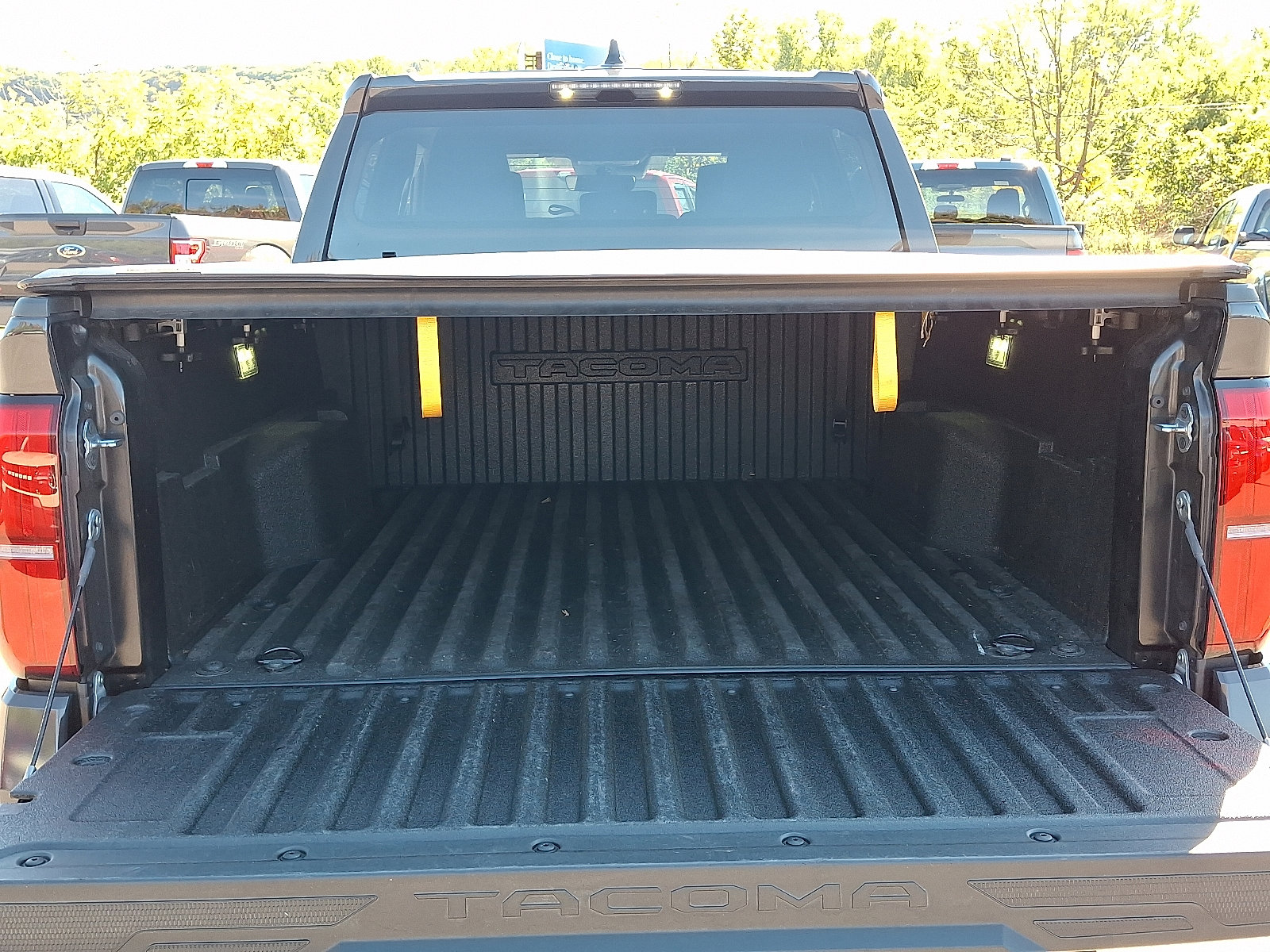 Used 2025 Toyota Tacoma TRD Sport image 30