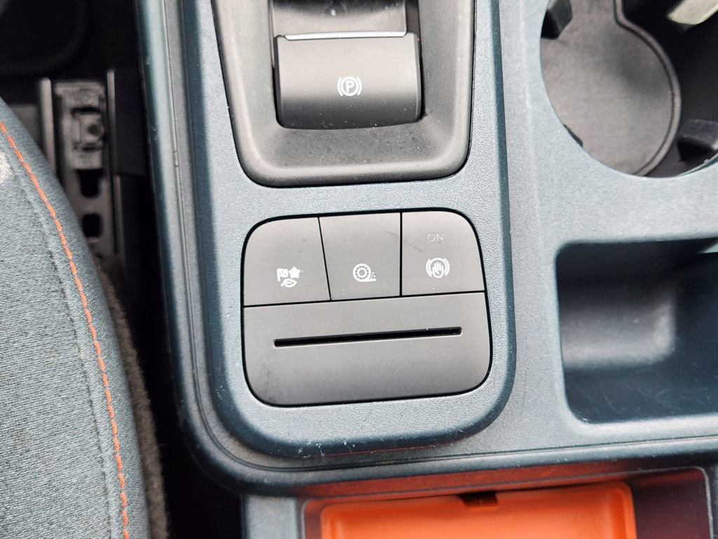 Certified 2022 Ford Maverick XLT FWD image 28