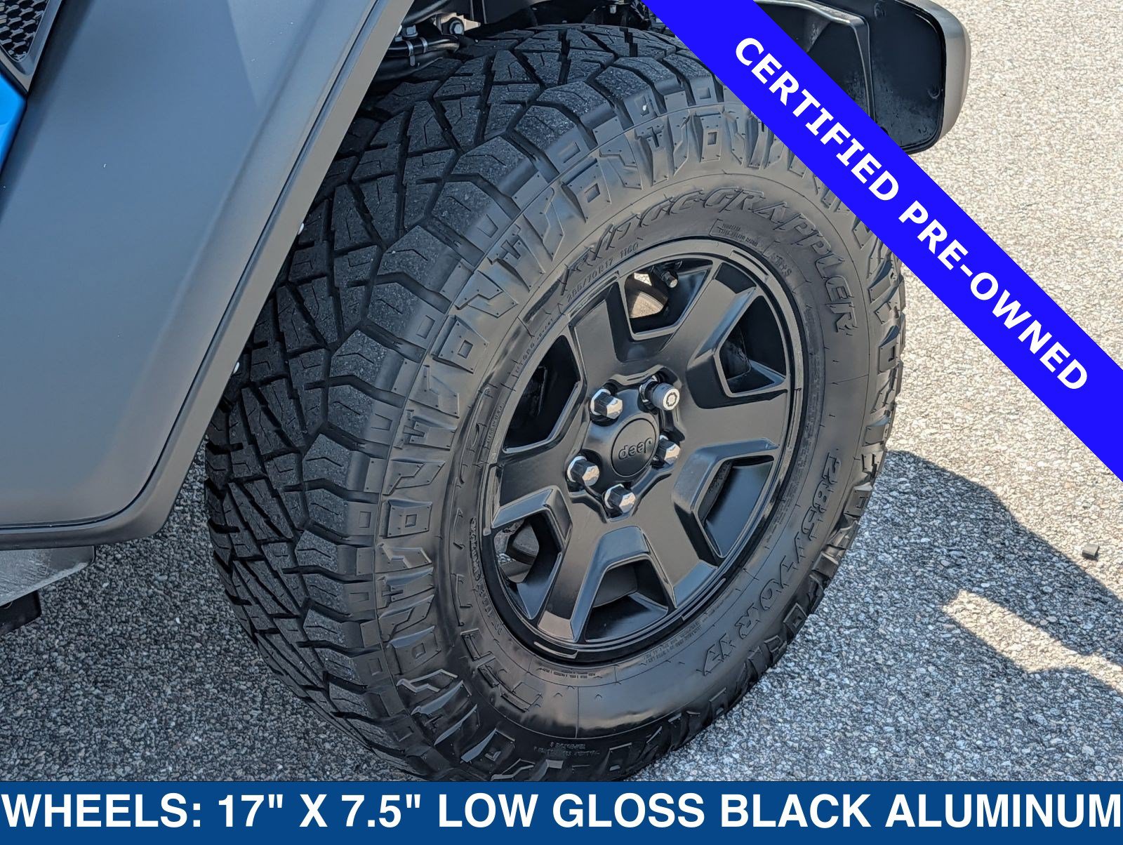 Used 2023 Jeep Gladiator Mojave w/ Cold Weather Group AWD/4WD image 13