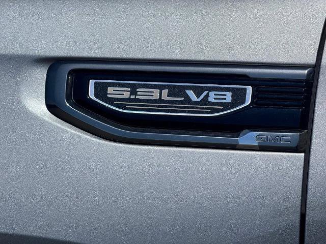 Used 2021 GMC Sierra 1500 AT4 w/ AT4 Premium Package AWD/4WD image 8