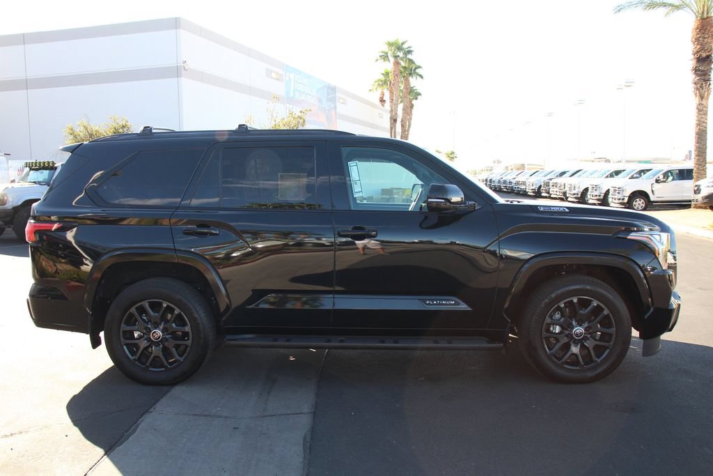 Used 2024 Toyota Sequoia Platinum AWD/4WD image 10