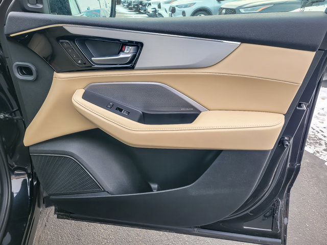 Used 2025 Acura MDX w/ Technology Package image 25