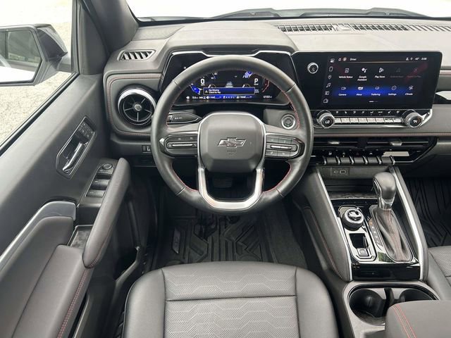 Used 2025 Chevrolet Colorado Z71 w/ Z71 Convenience Package 2 image 14