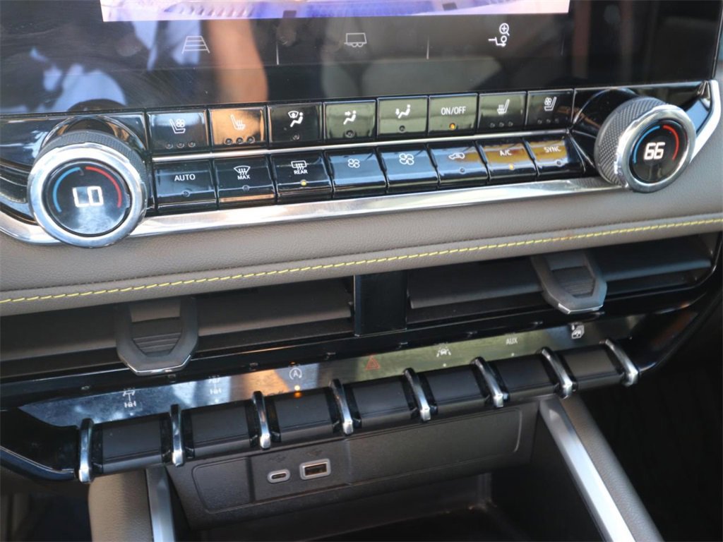 Used 2023 Chevrolet Colorado ZR2 w/ ZR2 Convenience Package III image 20