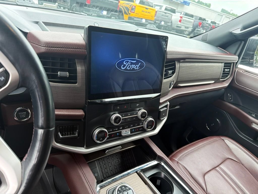 Certified 2024 Ford Expedition Limited RWD image 7