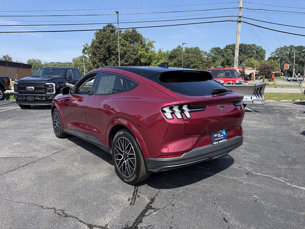 Certified 2025 Ford Mustang Mach-E Premium AWD/4WD image 4