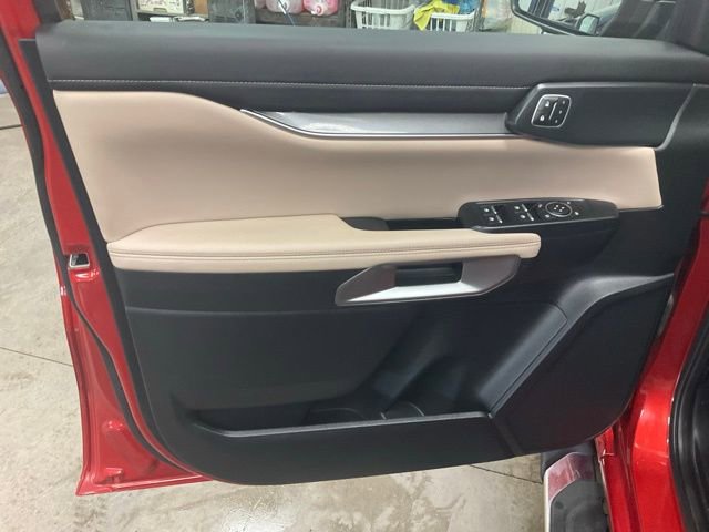 Certified 2024 Ford Ranger Lariat w/ Trailer Tow Package image 5