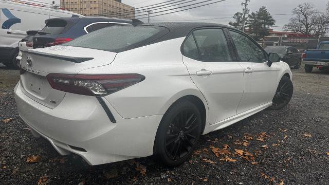 Used 2022 Toyota Camry XSE image 3
