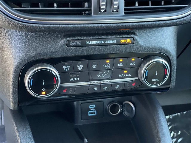 Certified 2022 Ford Escape Titanium w/ Titanium Elite Package image 16