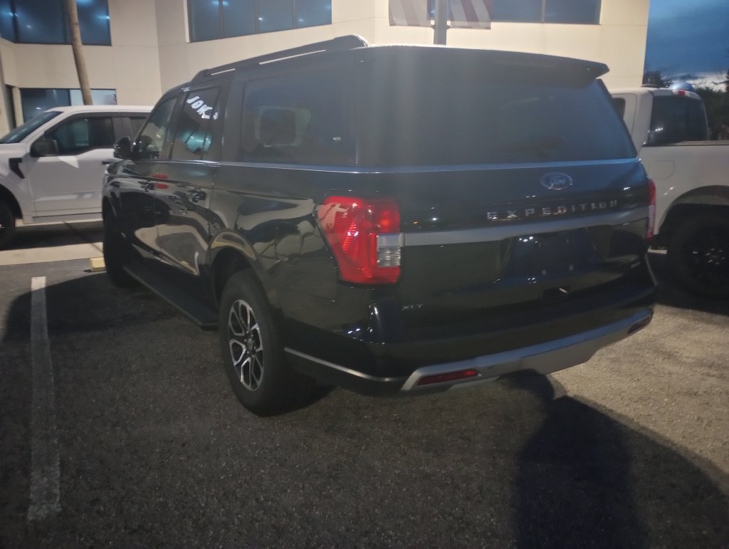 Certified 2024 Ford Expedition Max XLT AWD/4WD image 3