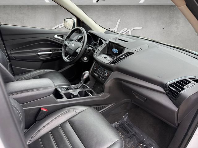 Certified 2018 Ford Escape SEL image 24