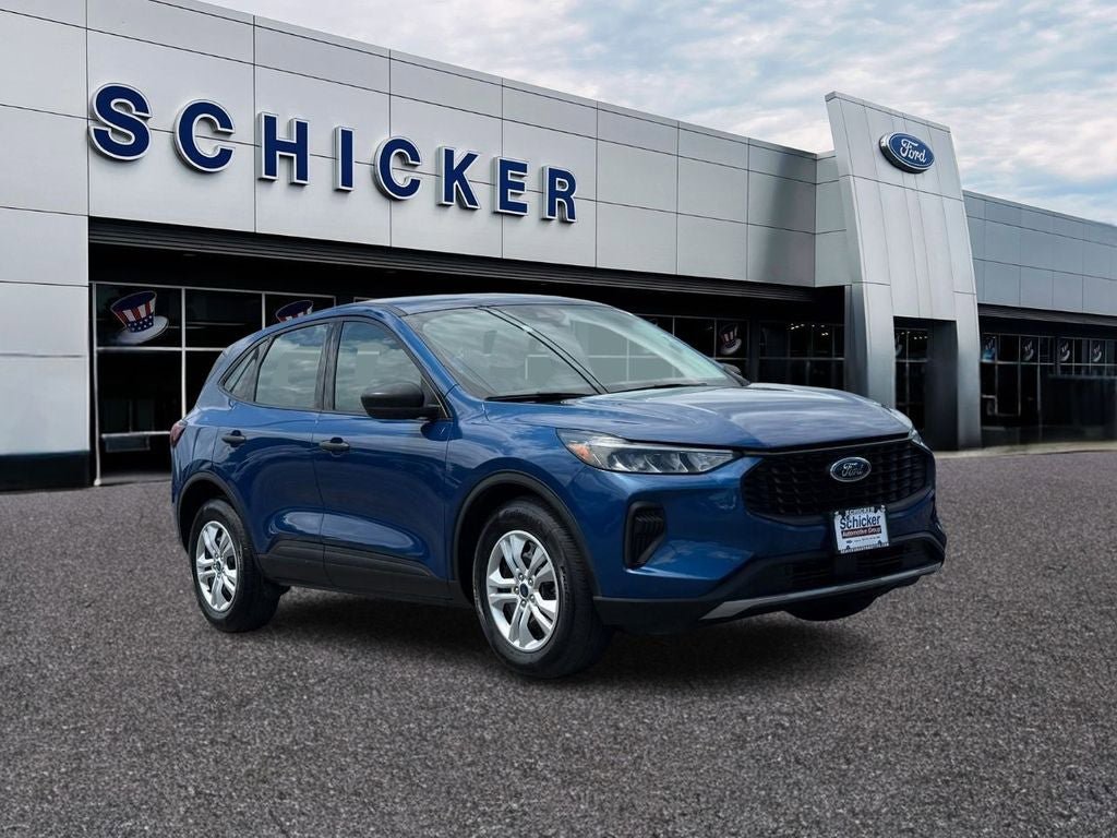 Certified 2023 Ford Escape FWD image 1