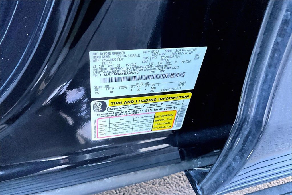 Certified 2025 Ford Expedition Platinum AWD/4WD image 33