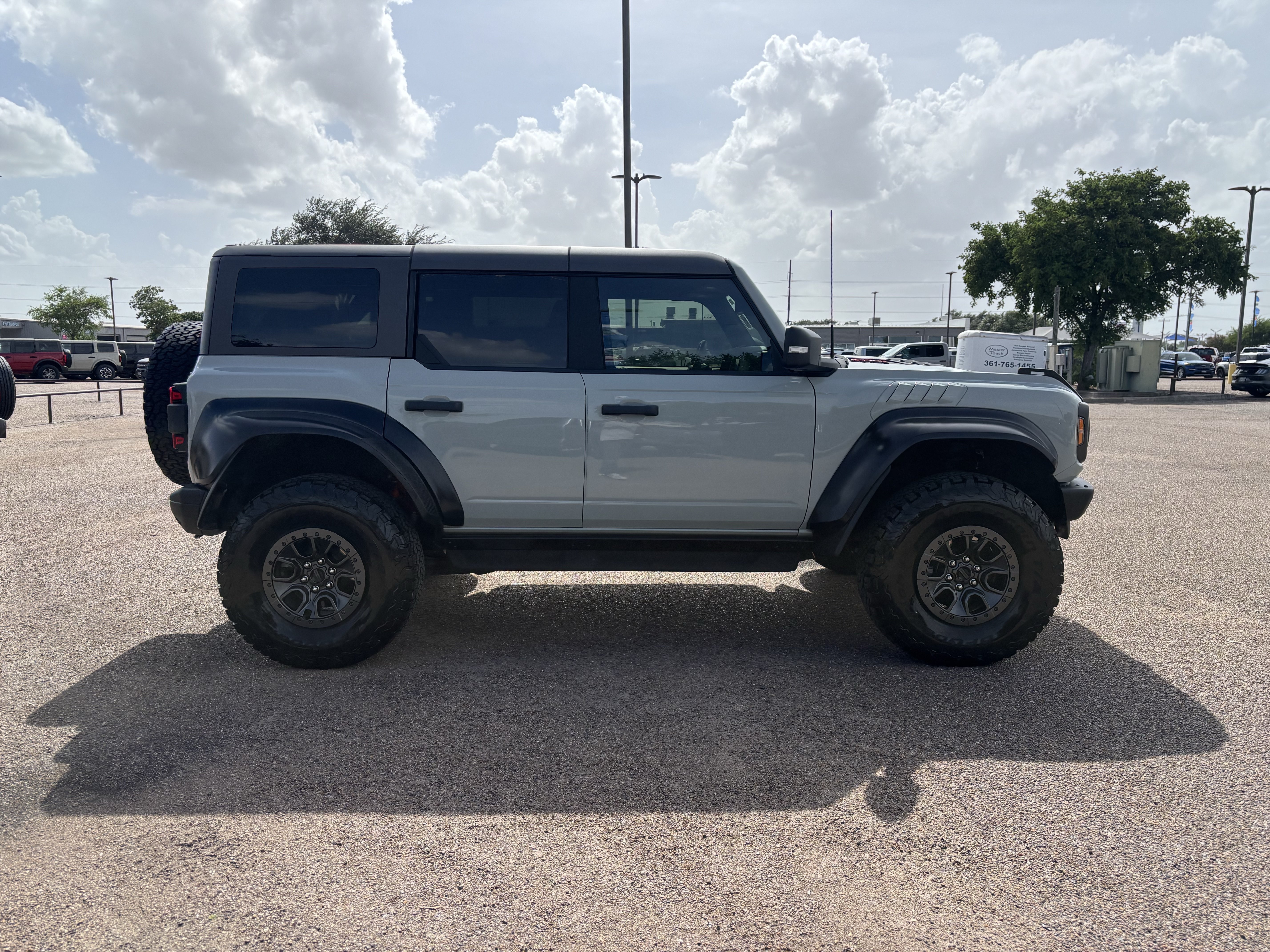 Certified 2022 Ford Bronco Raptor AWD/4WD image 4