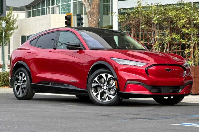 Certified 2023 Ford Mustang Mach-E Premium AWD/4WD image 2