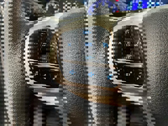 Certified 2021 Ford Explorer XLT w/ Equipment Group 202A image 21