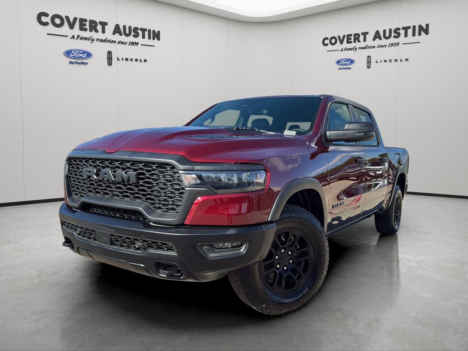 Used 2025 RAM 1500 Rebel w/ Rebel Level 1 Equipment Group AWD/4WD image 1