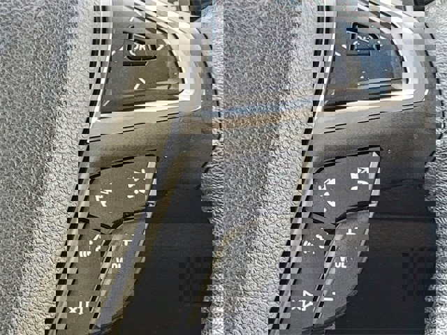 Certified 2018 Ford Edge SEL w/ Equipment Group 201A image 34