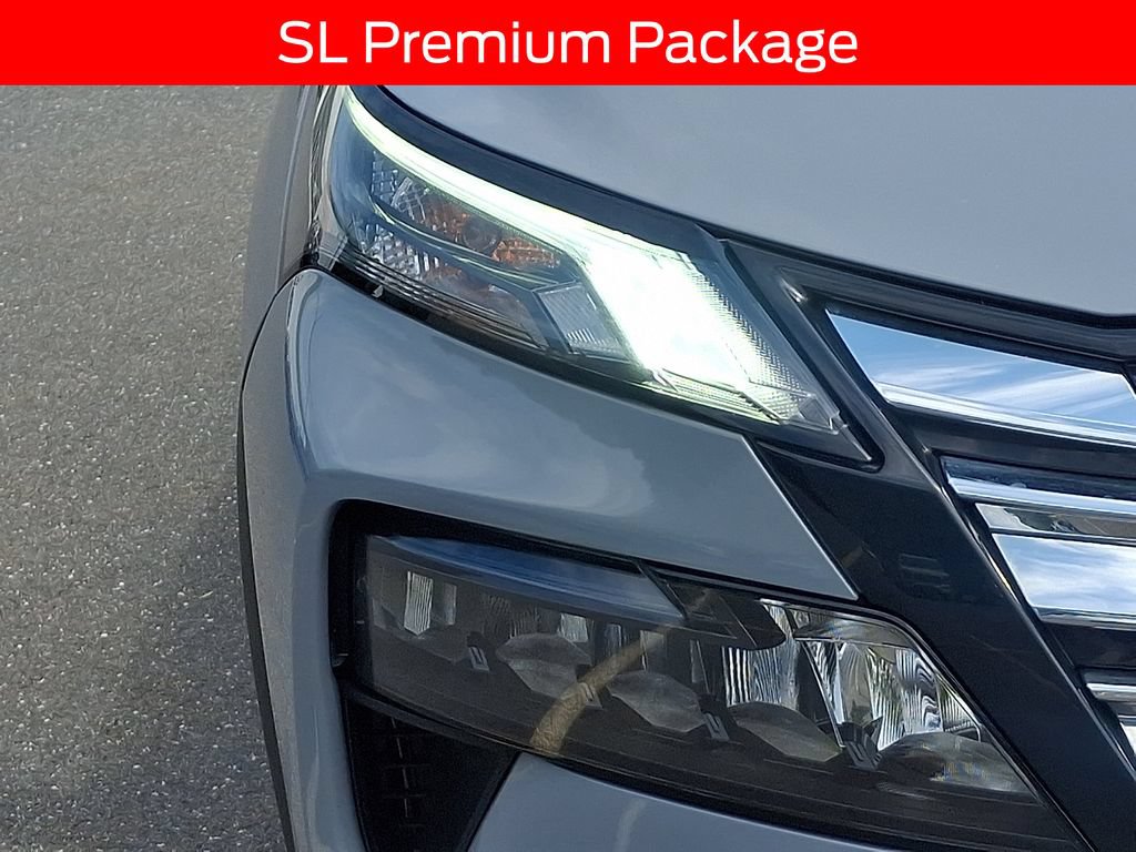 Used 2024 Nissan Rogue SL w/ SL Premium Package AWD/4WD image 9