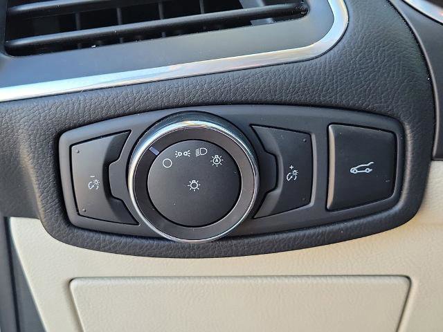 Certified 2018 Ford Edge Titanium w/ Equipment Group 301A image 25
