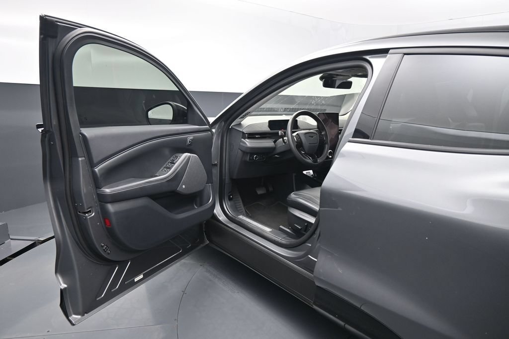 Certified 2023 Ford Mustang Mach-E Premium RWD image 9
