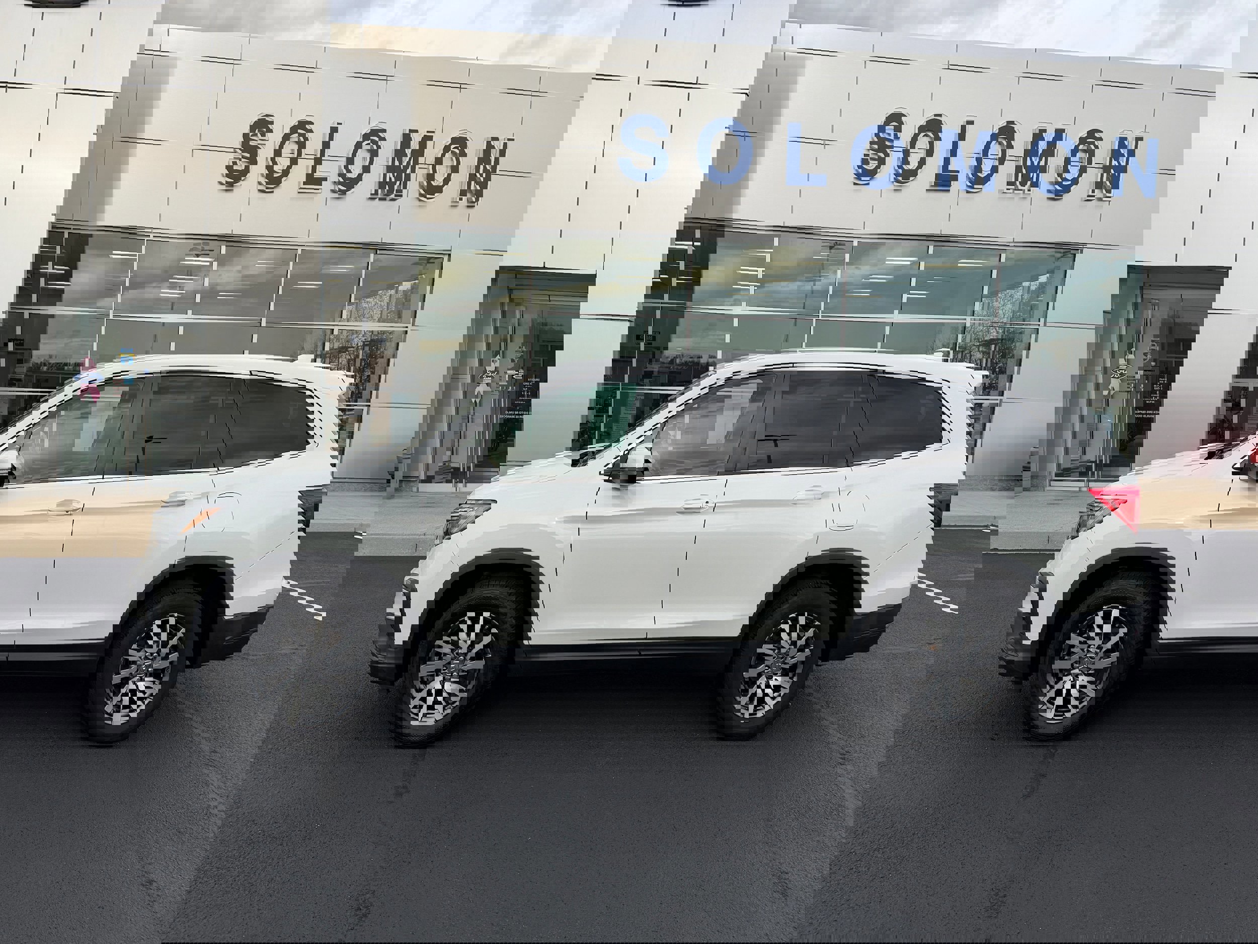 Used 2021 Honda Pilot EX-L image 6