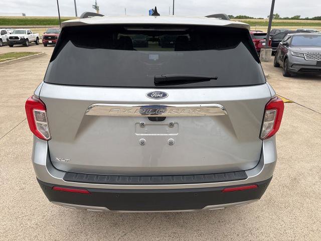 Certified 2023 Ford Explorer XLT w/ Equipment Group 202A image 9