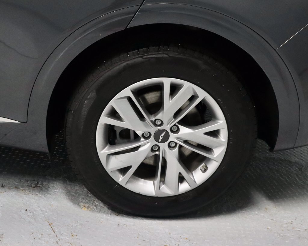 Used 2023 Genesis GV70 2.5T AWD/4WD image 18