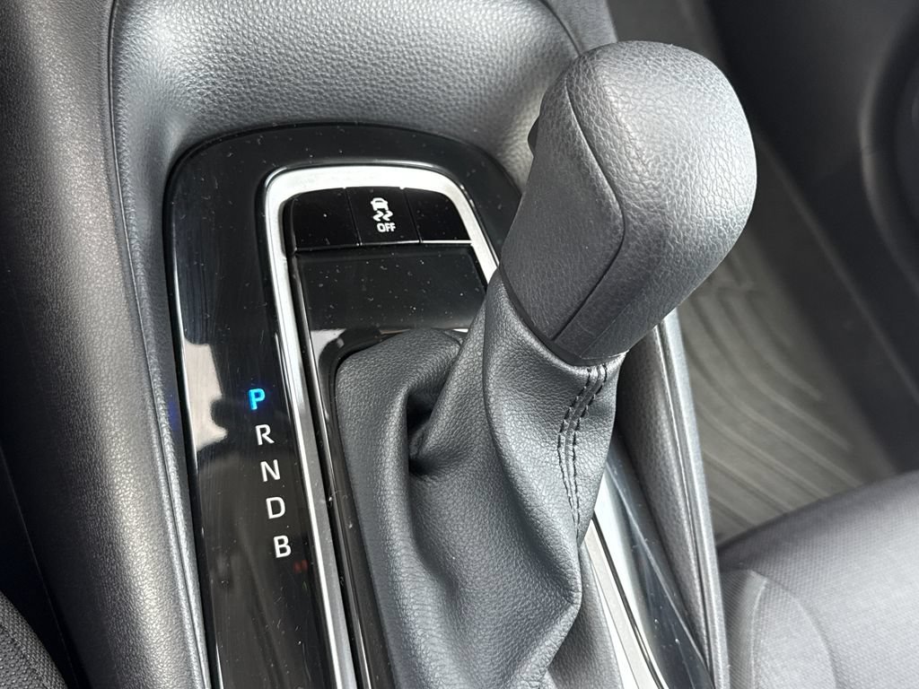 Used 2026 Toyota Corolla LE FWD image 21