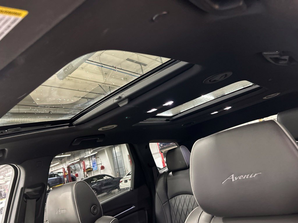 Used 2022 Buick Enclave Avenir w/ Trailering Package, 5000 lbs. AWD/4WD image 22