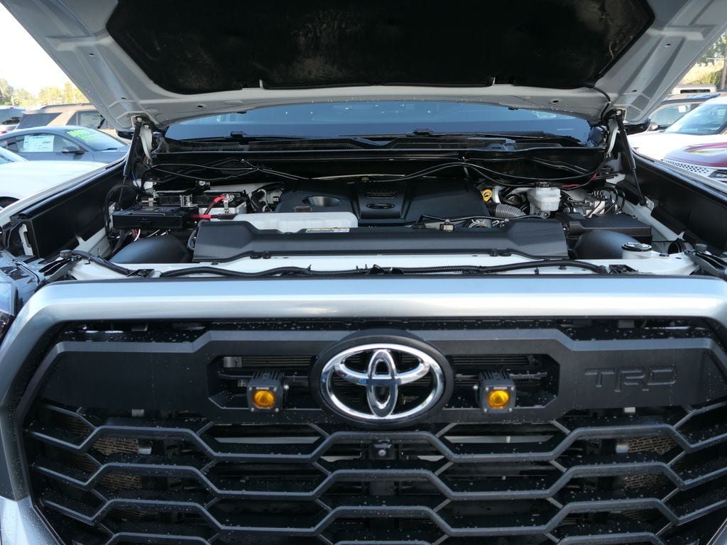 Used 2023 Toyota Tundra Limited w/ TRD Off-Road Package AWD/4WD image 37