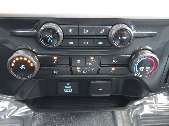Certified 2023 Ford F550 4x4 Regular Cab Super Duty image 20