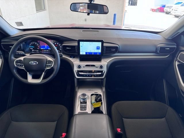 Certified 2024 Ford Explorer XLT RWD image 14