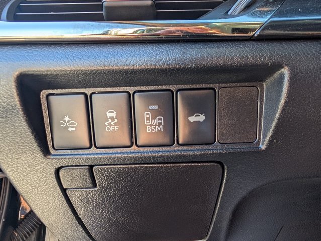 Used 2018 Toyota Avalon Touring FWD image 21