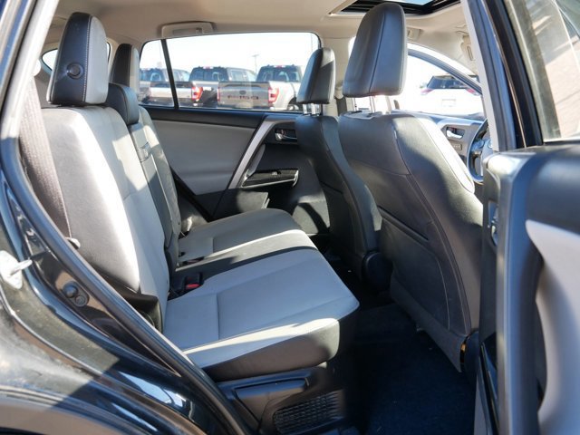 Used 2017 Toyota RAV4 Limited image 17