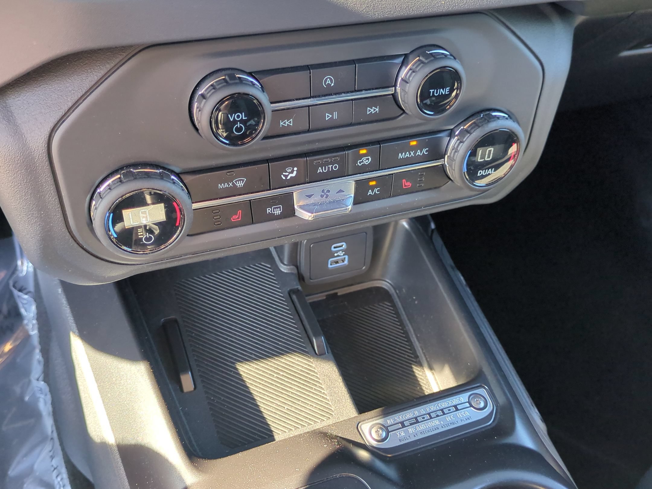 Certified 2025 Ford Bronco Big Bend AWD/4WD image 28