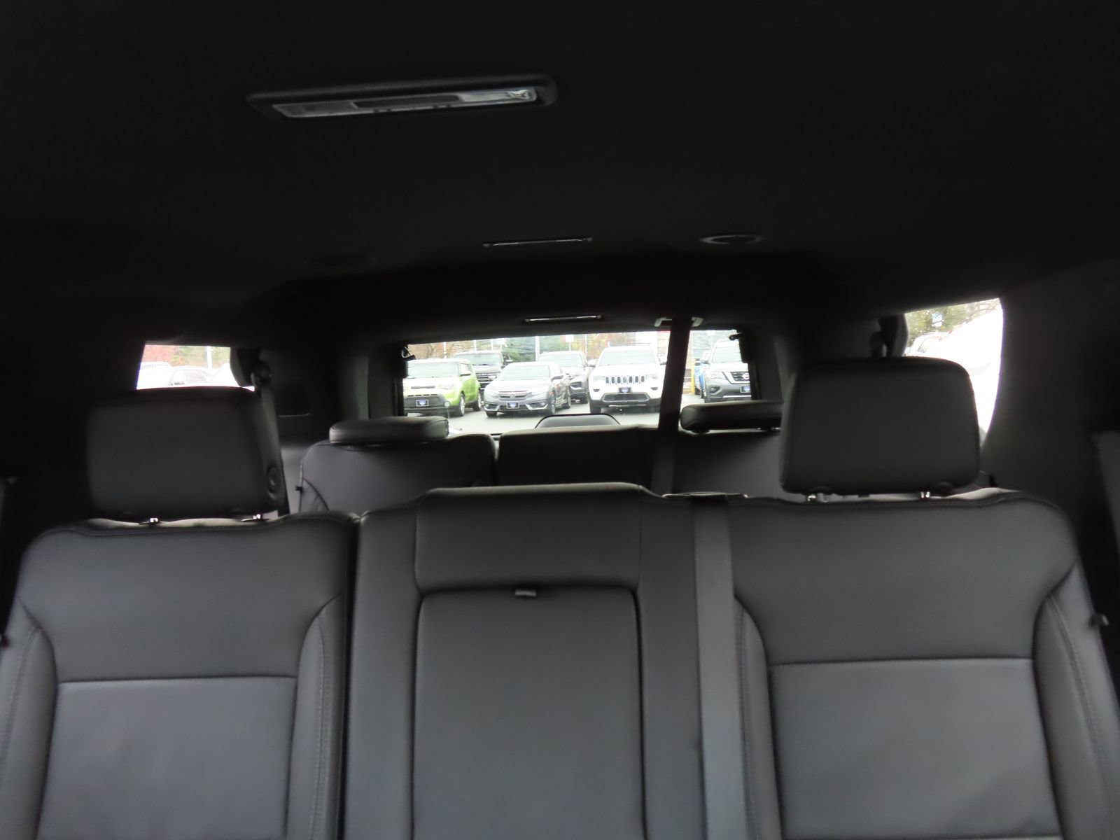 Used 2025 Chevrolet Tahoe LT image 35