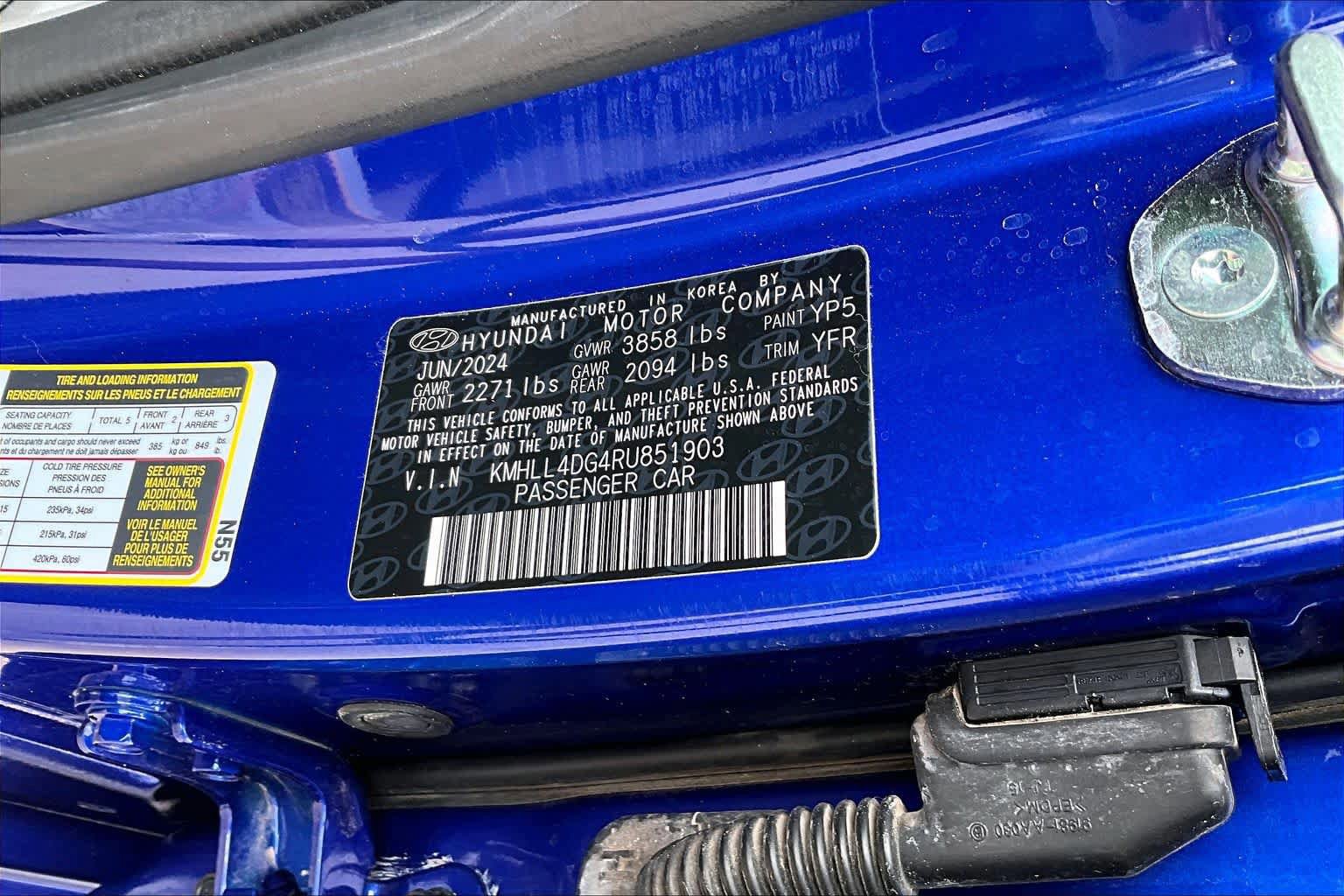 Used 2024 Hyundai Elantra SE FWD image 33