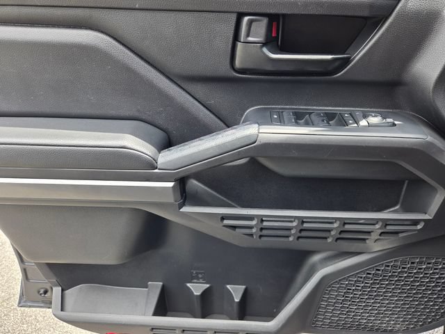 Used 2025 Toyota Tacoma SR5 RWD image 31