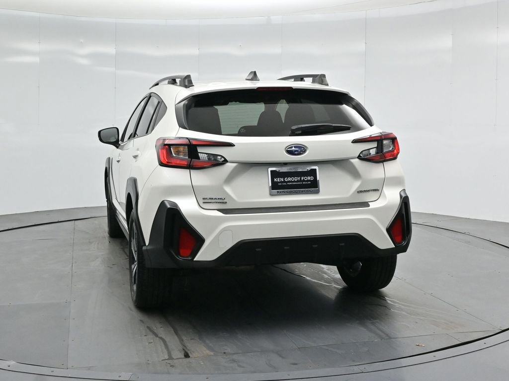 Used 2024 Subaru Crosstrek 2.0i Premium image 17