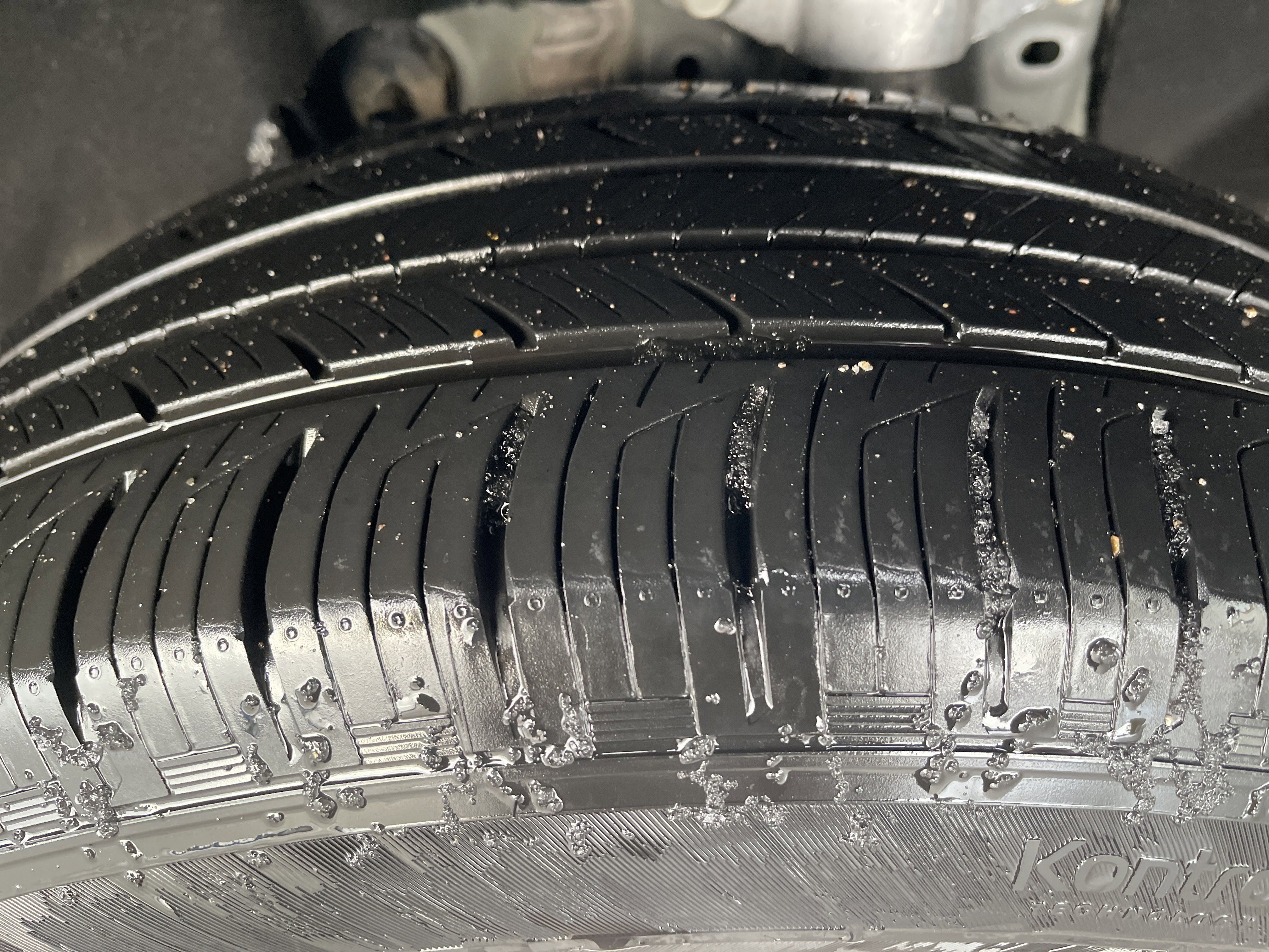 Certified 2020 Ford Explorer XLT w/ Equipment Group 202A image 23