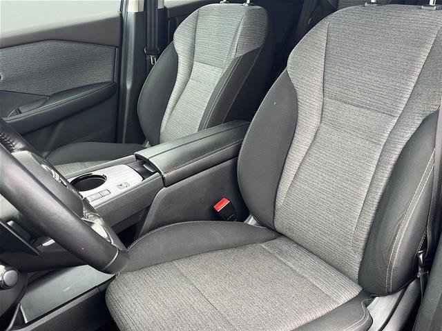 Used 2022 Nissan Rogue S FWD image 11