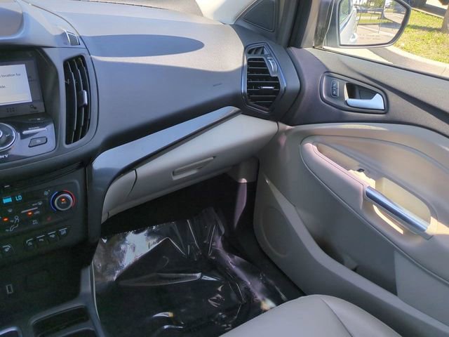 Certified 2019 Ford Escape Titanium image 17