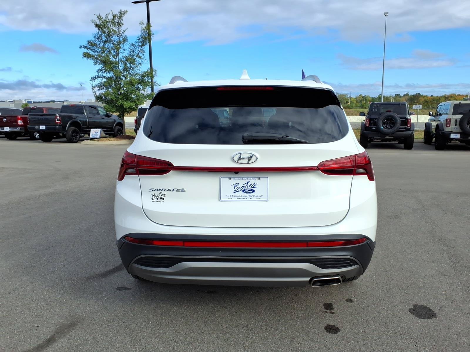 Used 2023 Hyundai Santa Fe SEL w/ Cargo Package FWD image 4