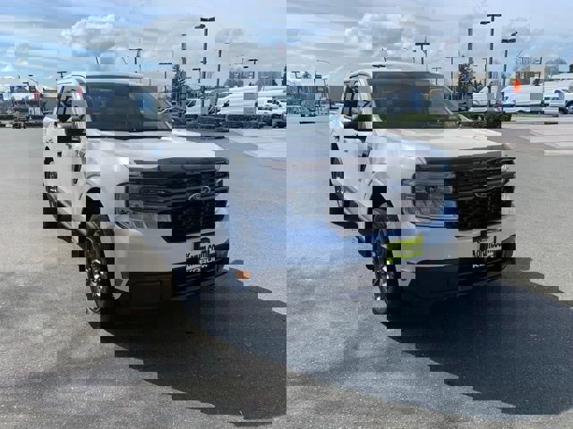 Certified 2023 Ford Maverick XLT image 9