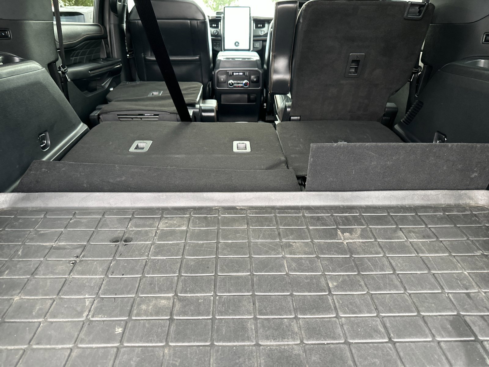 Certified 2022 Ford Expedition Max Platinum image 17